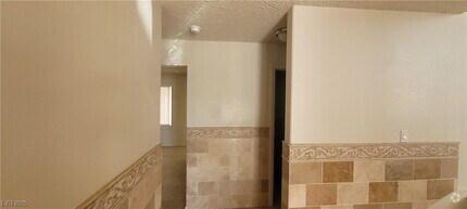 Building Photo - 2784 Belcastro St