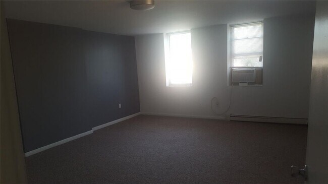 Foto del edificio - 2148-2154 St. James Ave - 2150-3