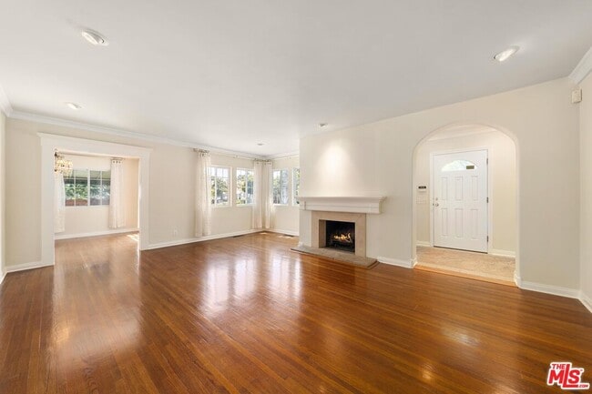 Foto del edificio - 245 25th St
