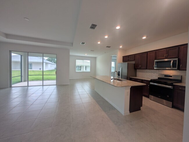 Foto del edificio - 7552 SW 56th Pl