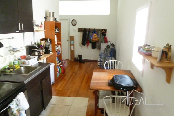 Primary Photo - 1405 Greene Ave