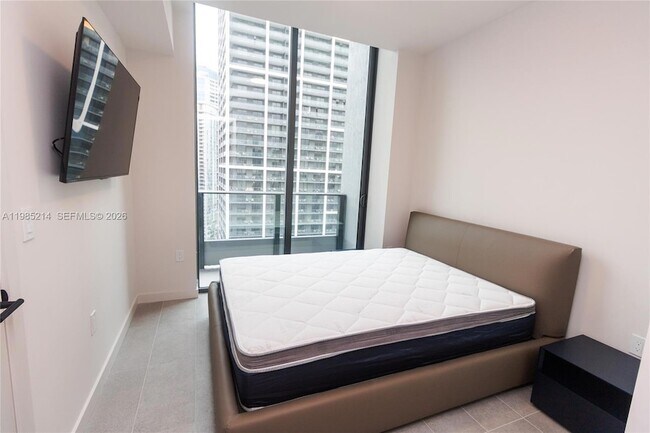 Foto del edificio - 121 NE 5th St