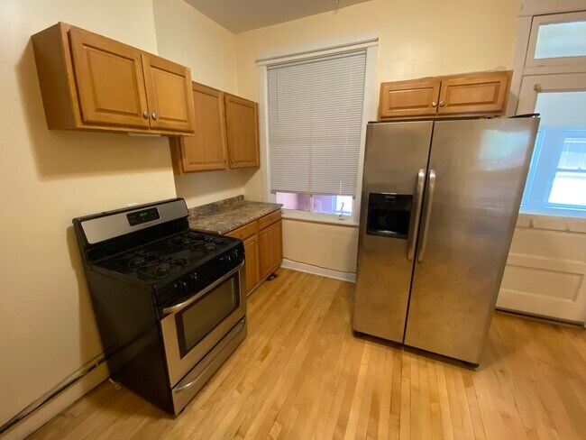 Foto del edificio - 2960 N Lincoln Ave