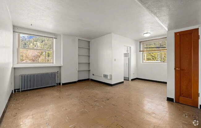 Building Photo - Pend Oreille Apartments