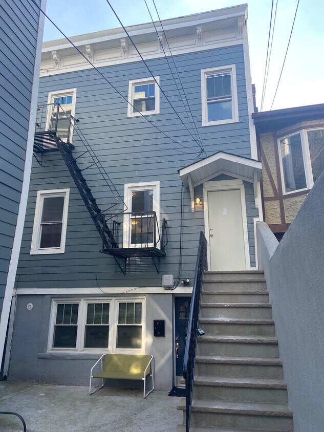 Primary Photo - 373-375 3rd St