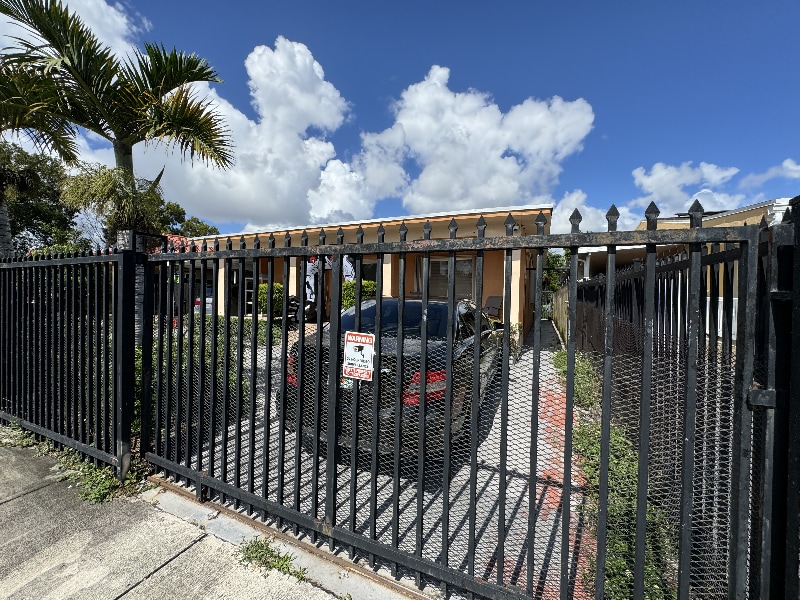 Photo - 117 E 18th St (Hialeah, FL)