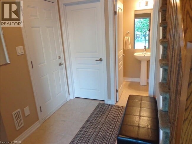 Building Photo - 541 Winston Rd