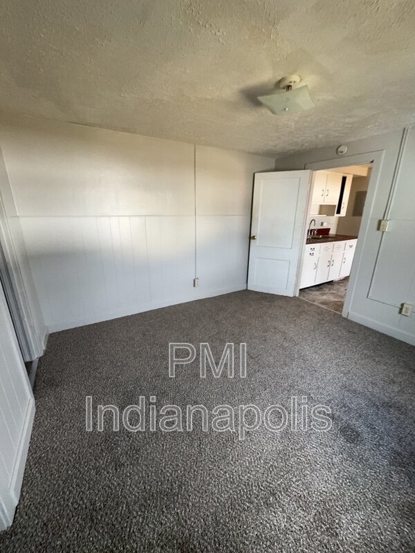 1311 E 11th St Unit 3, Muncie, IN 47302 Condo for Rent in Muncie, IN