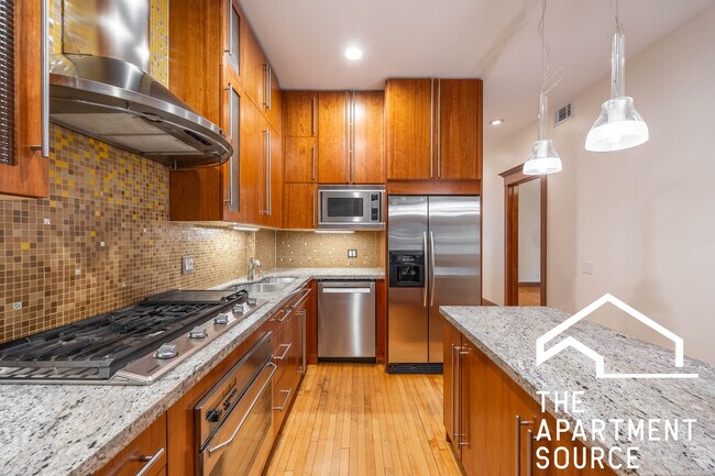 Foto del edificio - 3249 W Evergreen Ave