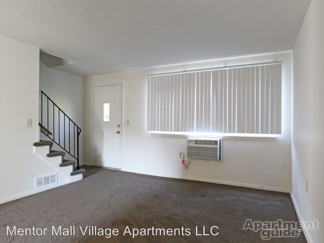 Foto del edificio - 2 br, 1 bath Apartment - 7950 Mentor Ave