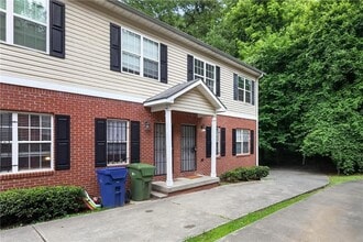 Building Photo - 1021 Ada Ave NW