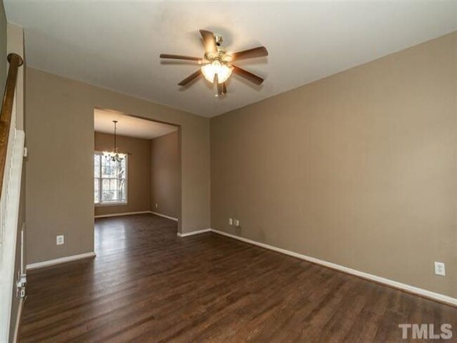 Building Photo - Large Home Close to Downtown Wake Forest!