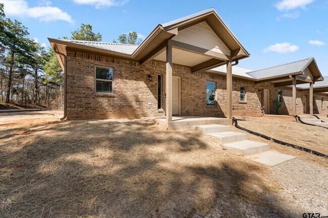 Foto del edificio - 18754 County Rd 437