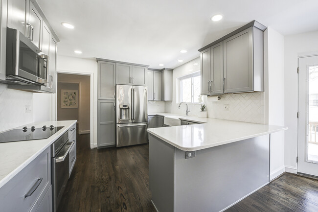 Gourmet Kitchen: remodeled in 2019; GE Cafe & Bosch appliances; excellent storage space - 3227 45th St NW