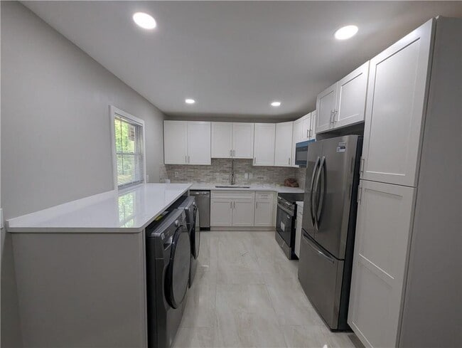 Building Photo - 4308 Sheppard Dr