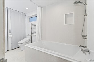 Building Photo - 77 Ashland Ave