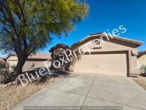 Building Photo - 60354 Alpine Way