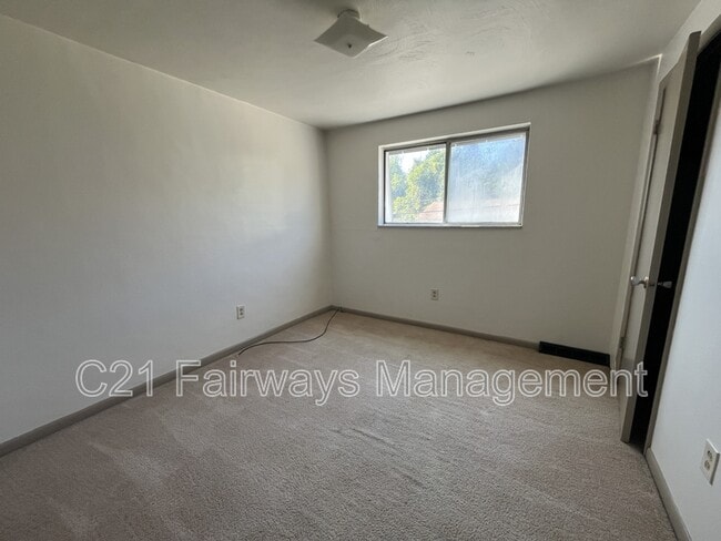 Foto del edificio - 339 Dersam St