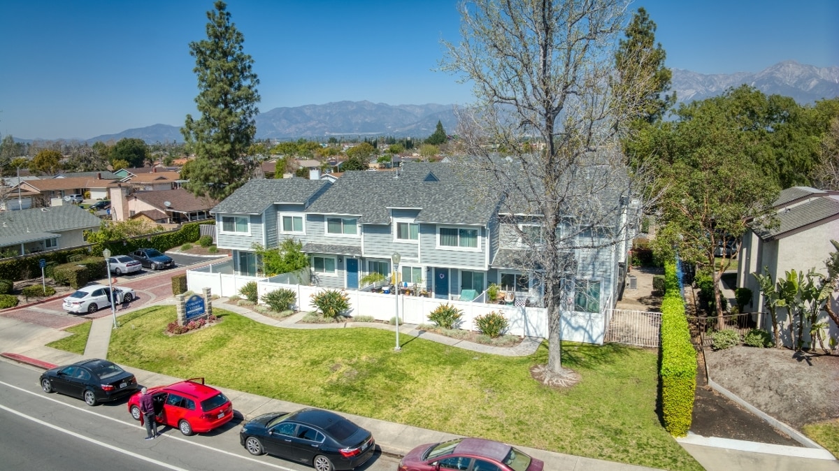 Foto principal - 1625 E G St