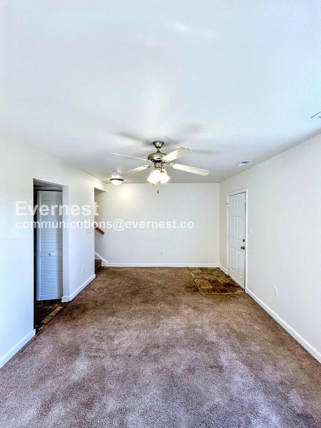 Foto del edificio - 3530 E Richmond Rd