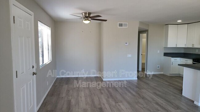 Foto del edificio - 68180 Cll Las Tiendas