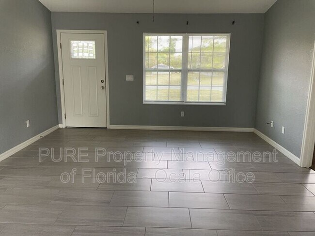 Building Photo - 5696 NW 57th Ct