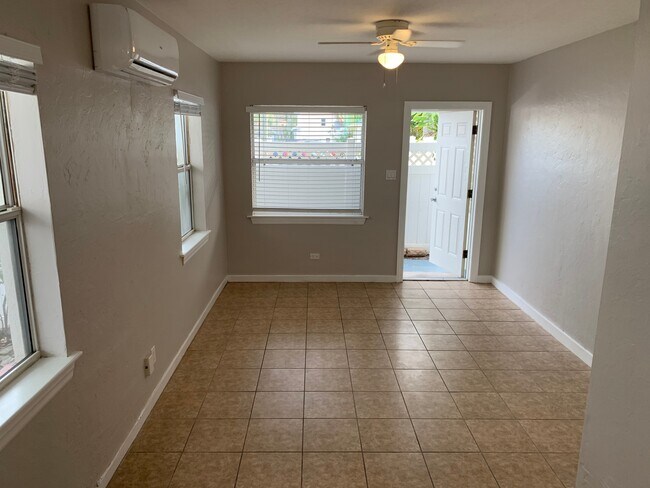 Foto del edificio - Studio Bed/1 Bath - Unit 6