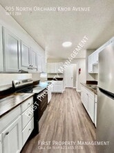 Building Photo - 905 N Orchard Knob Ave