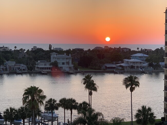 Sunset view from balcony - 690 Island Way