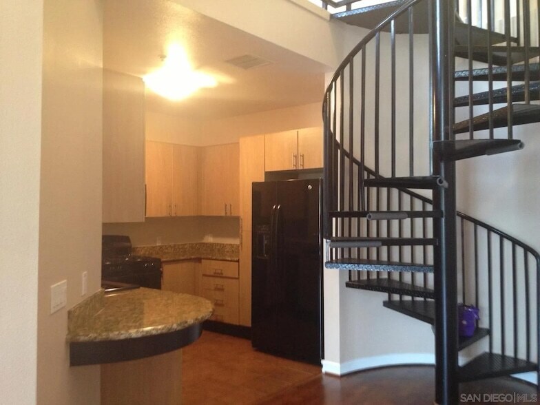 Foto principal - 1465 C St