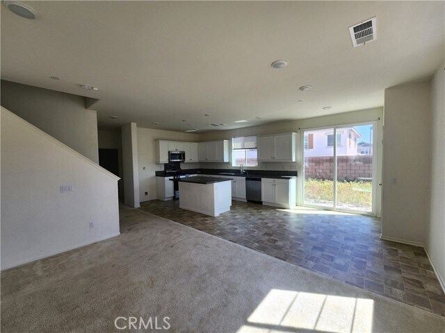 Building Photo - 16137 Blue Iris St