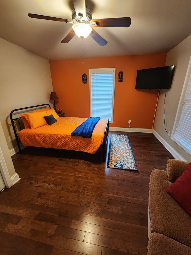 Primer dormitorio - 175 Rhodesia Ave SE