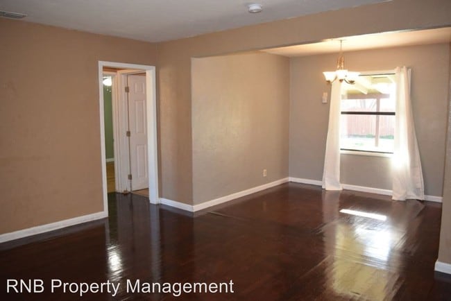 Building Photo - 3 br, 1 bath House - 4608 11th Avenue