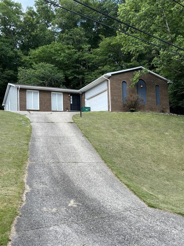222 Oakmont Dr, Poca, WV 25159 House for Rent in Poca, WV