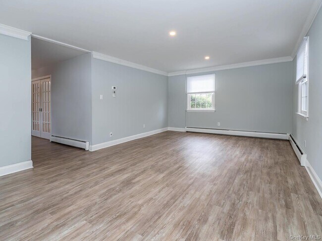 Foto del edificio - 7 Kissam Ln