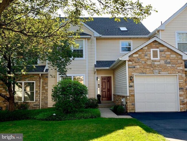 Foto del edificio - 110 Canterbury Ln