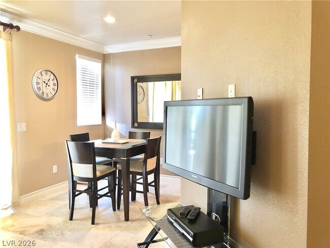 Foto del edificio - 270 E Flamingo Rd