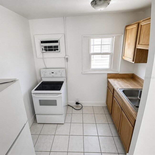 Foto del edificio - 601 Corey Ave