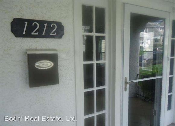 Building Photo - 1212 Harding Dr