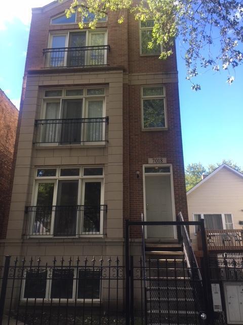 Foto del edificio - 7018 S Cornell Ave