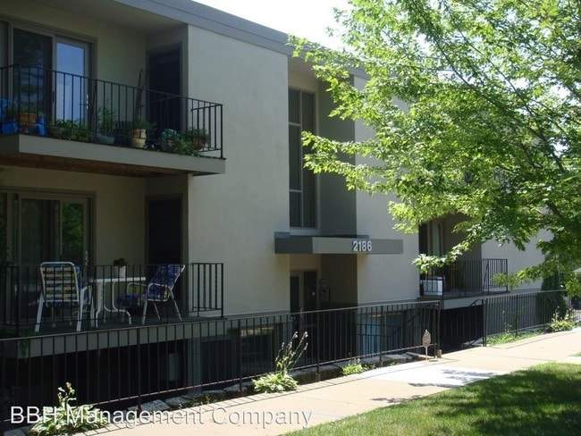 Building Photo - 2186 Scudder St