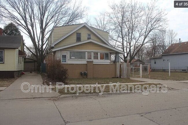 Foto del edificio - 7568 Hudson Ave