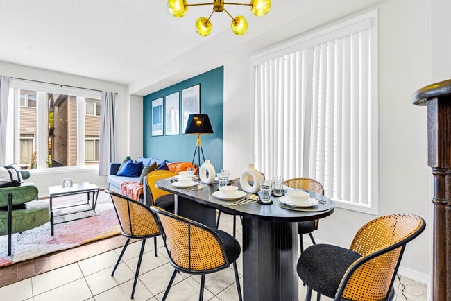 Building Photo - 8775 Pawpaw Ln