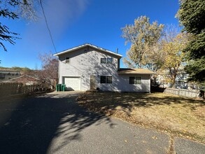 Building Photo - 2510 Bly St