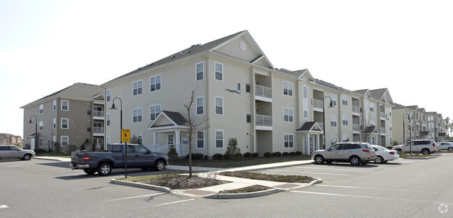 Building Photo - Stafford Park Apartments