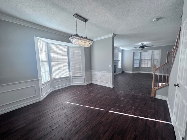 Building Photo - 2656 Sabal Springs Dr