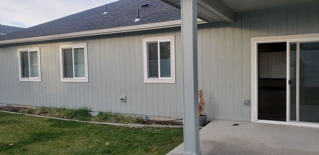 Foto del edificio - 1404 E 6th St