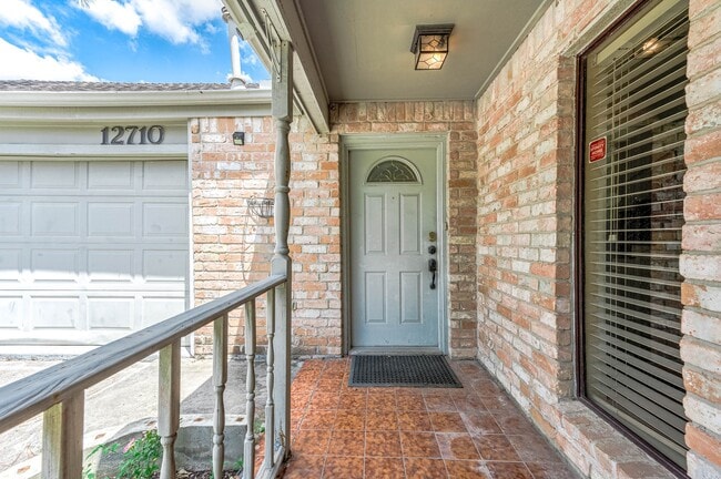 Building Photo - 12710 Ashford Pine Dr