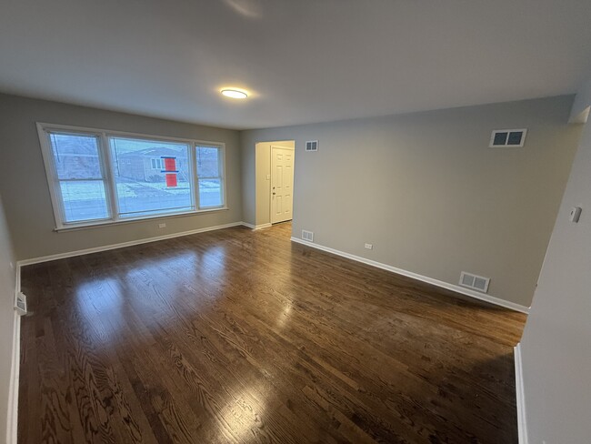 Sala de estar - 512 Yates Ave