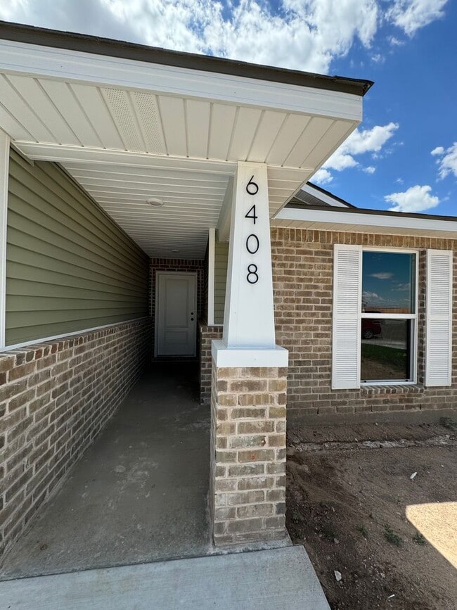 Building Photo - Adorable 2/2/1 CISD schools!!!